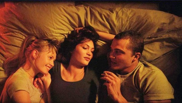 Tout savoir sur le sexe à trois avant d'avoir ce type de relation sexuelle